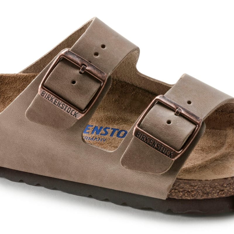 Birkenstock WOMENS FOOTWEAR - WOMENS SANDALS - WOMENS SANDALS CASUAL Arizona Soft Footbed Oiled Leather TOBACCO