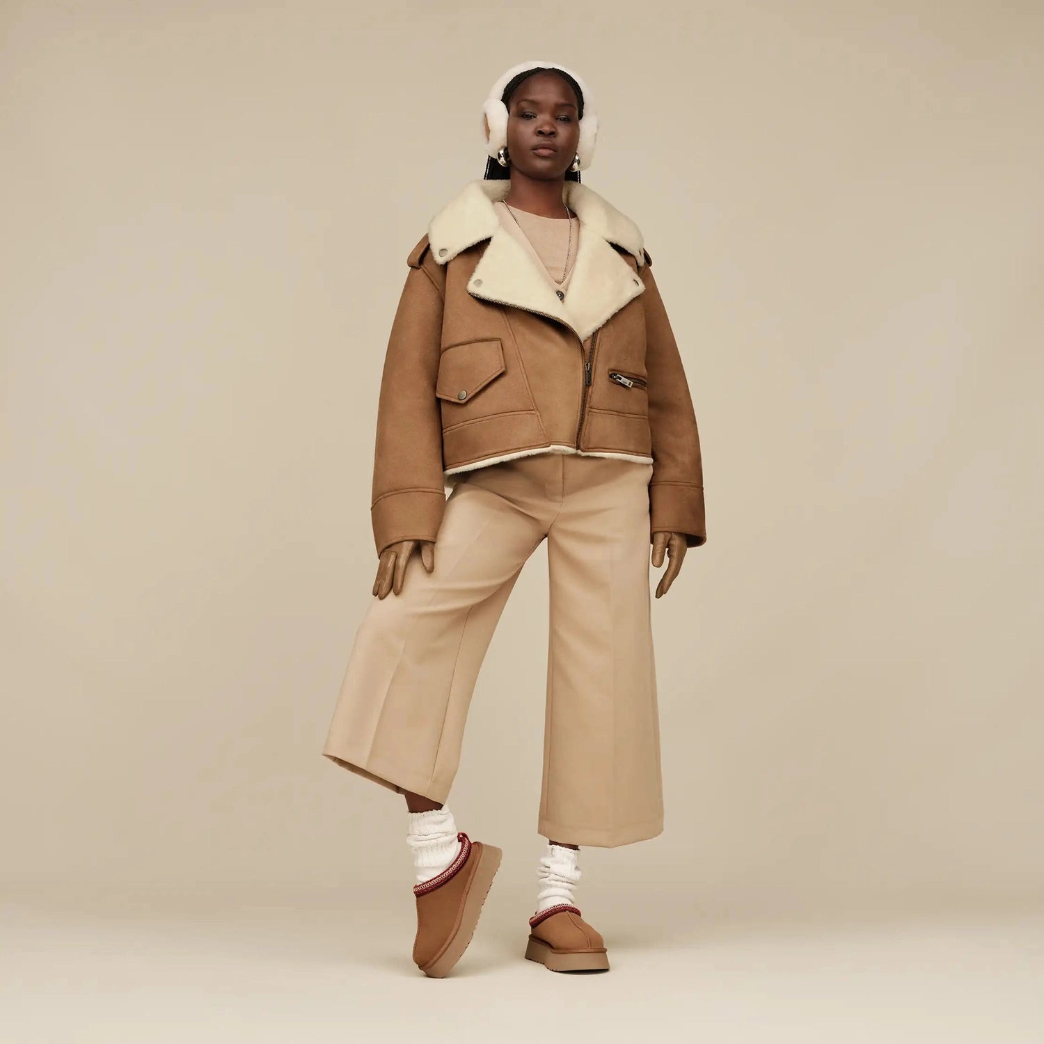 UGG 05. WOMENS FOOTWEAR - WOMENS SHOES - WOMENS SHOES SLIPPERS Women's Tazz II CHE CHESTNUT