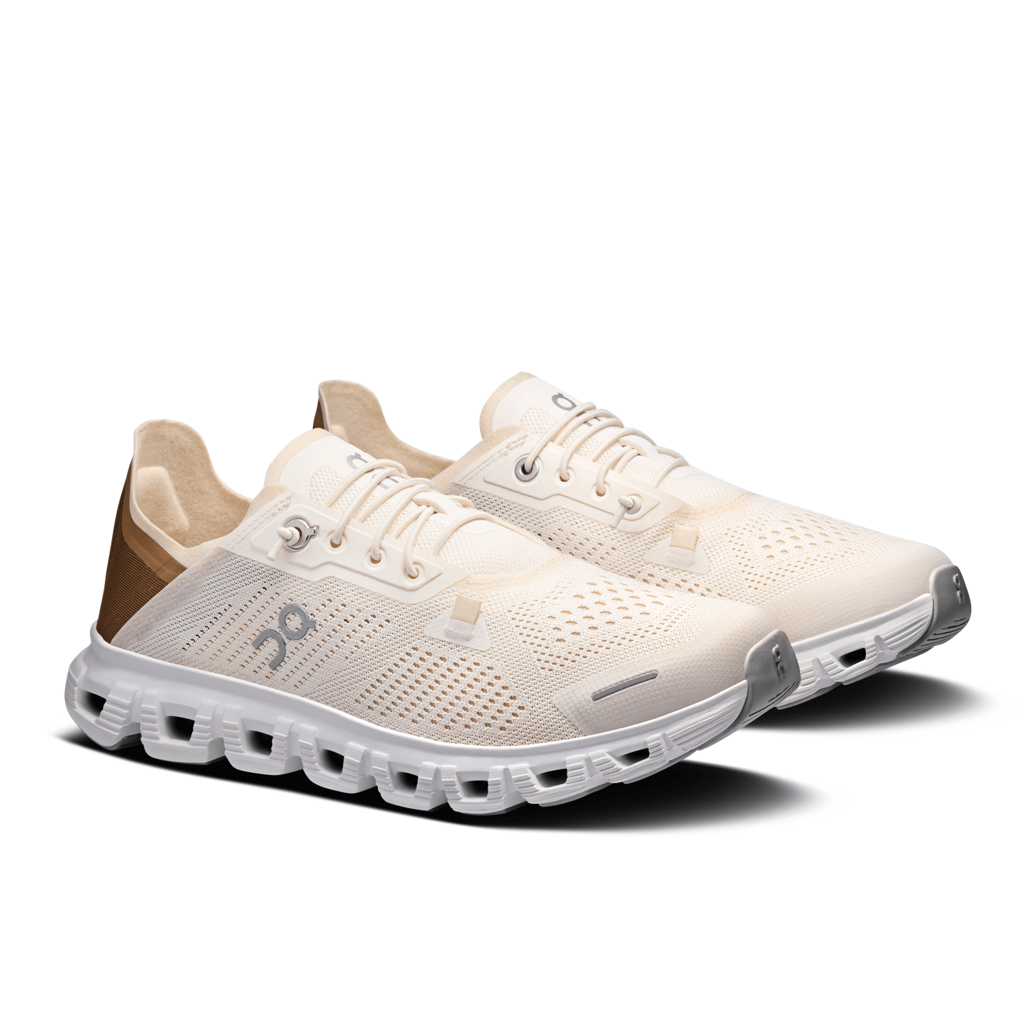 On Running 05. WOMENS FOOTWEAR - WOMENS SHOES - WOMENS SHOES RUNNING Women's Cloud 6 Coast GARDENIA | SPHINX