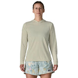 Patagonia 02. WOMENS APPAREL - WOMENS LS SHIRTS - WOMENS LS HOODY Women's Capilene® Cool Daily Hoody DYWH DYNO WHITE