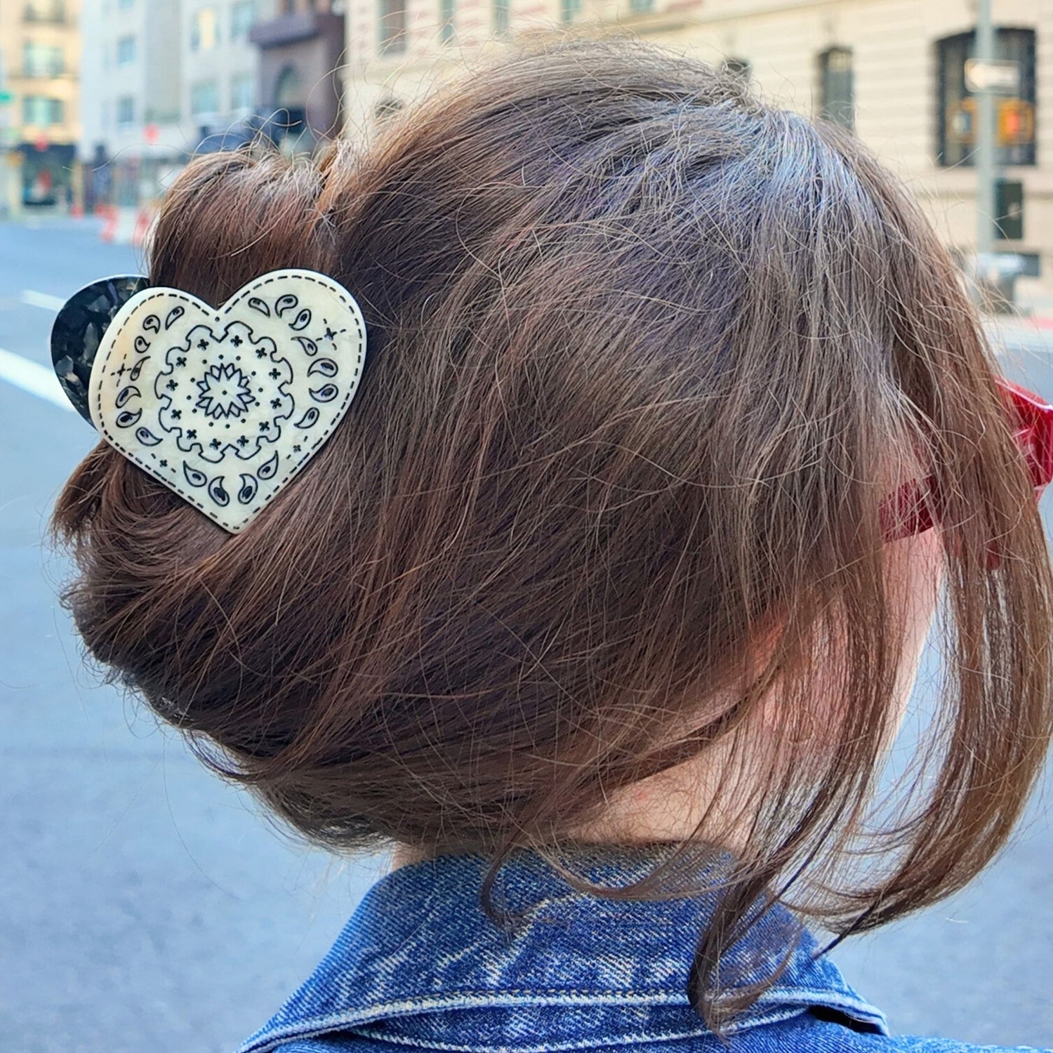 Solar Eclipse 10. GIFTS|ACCESSORIES - WOMENS ACCESSORIES - WOMENS HAIR ACCESSORIES Women's Hand-Painted Paisley Heart Claw Hair Clip BLACK|WHITE