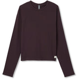 Vuori 02. WOMENS APPAREL - WOMENS LS SHIRTS - WOMENS LS CASUAL Women's Long Sleeve Pose Crew RSN RAISIN