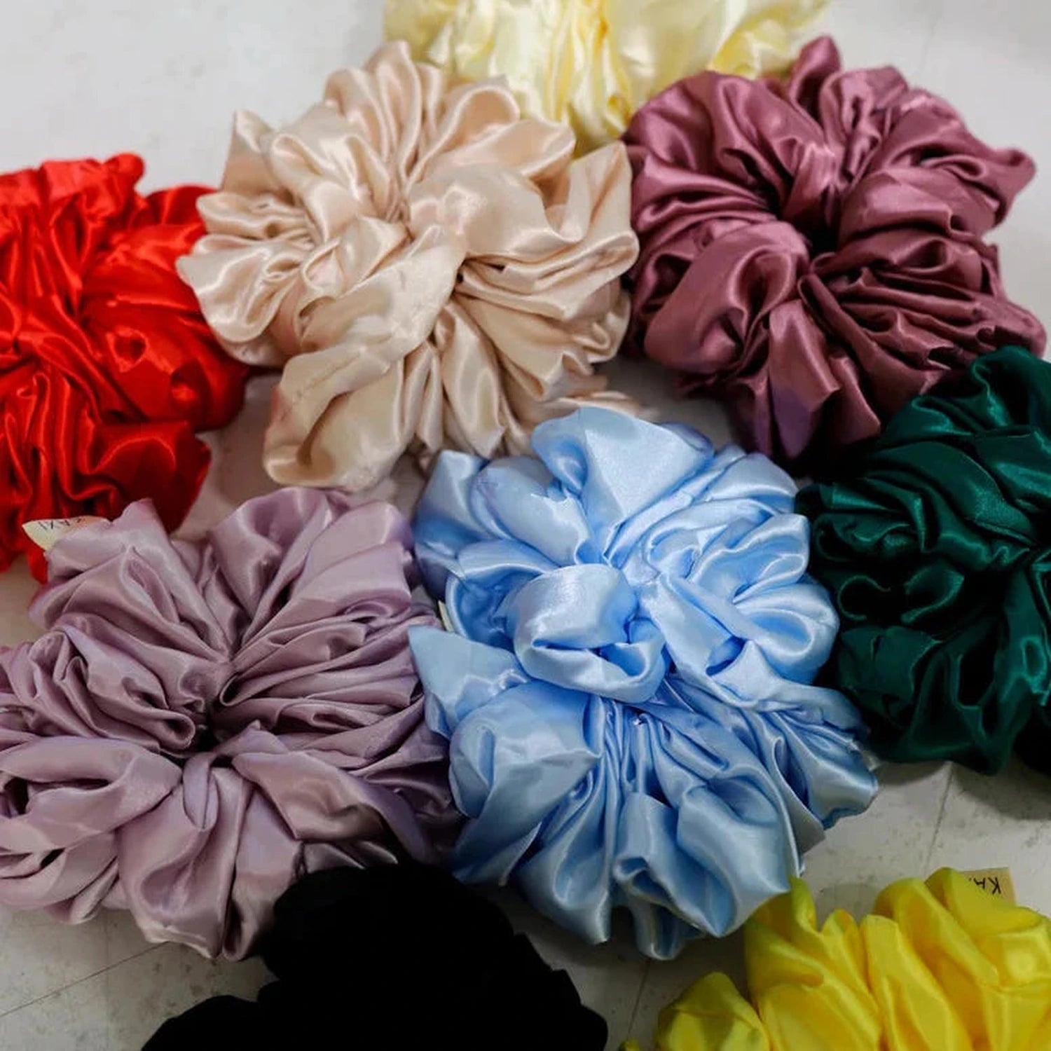 KAXI 10. GIFTS|ACCESSORIES - WOMENS ACCESSORIES - WOMENS HAIR ACCESSORIES Jumbo Sleep Silk | Satin Scrunchies CREAM