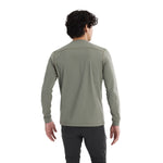 Arc'teryx 01. MENS APPAREL - MENS SKI - MENS THERMAL TOPS Men's Rho LT Crew Neck FORAGE|TATSU