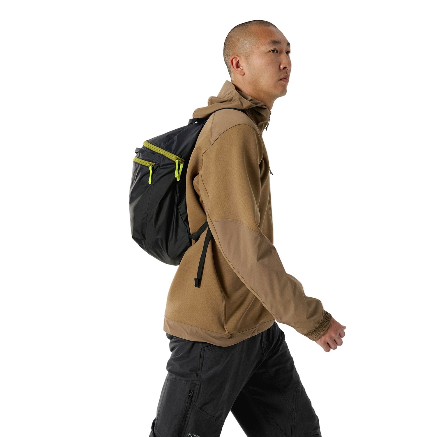 Arc'teryx 16. RANDOM - RANDOM - BULK SALE Heliad 15L Backpack BLACK | OLIVE MOSS