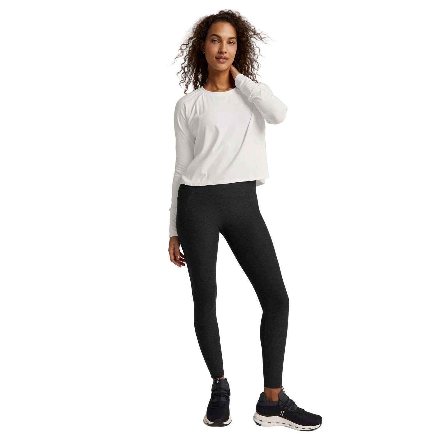 Beyond Yoga 02. WOMENS APPAREL - WOMENS LS SHIRTS - WOMENS LS CASUAL Women's Featherweight Daydreamer Pullover CLOUD WHITE