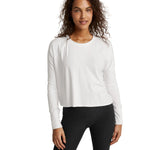 Beyond Yoga 02. WOMENS APPAREL - WOMENS LS SHIRTS - WOMENS LS CASUAL Women's Featherweight Daydreamer Pullover CLOUD WHITE