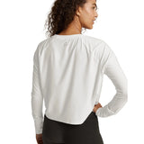 Beyond Yoga 02. WOMENS APPAREL - WOMENS LS SHIRTS - WOMENS LS CASUAL Women's Featherweight Daydreamer Pullover CLOUD WHITE