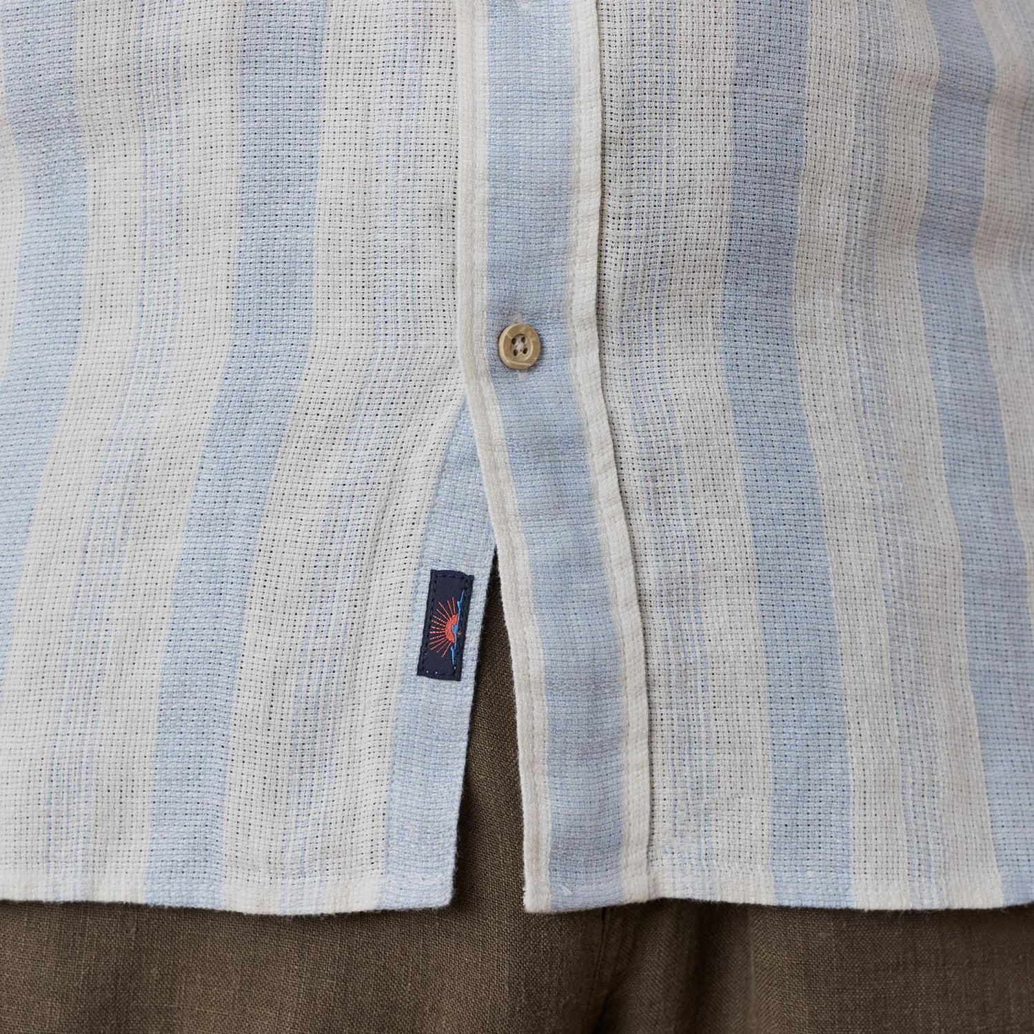 Faherty 01. MENS APPAREL - MENS SS SHIRTS - MENS SS BUTTON UP Men's Short-Sleeve Palma Linen Shirt IAL ISLAND BLUE STRIPE