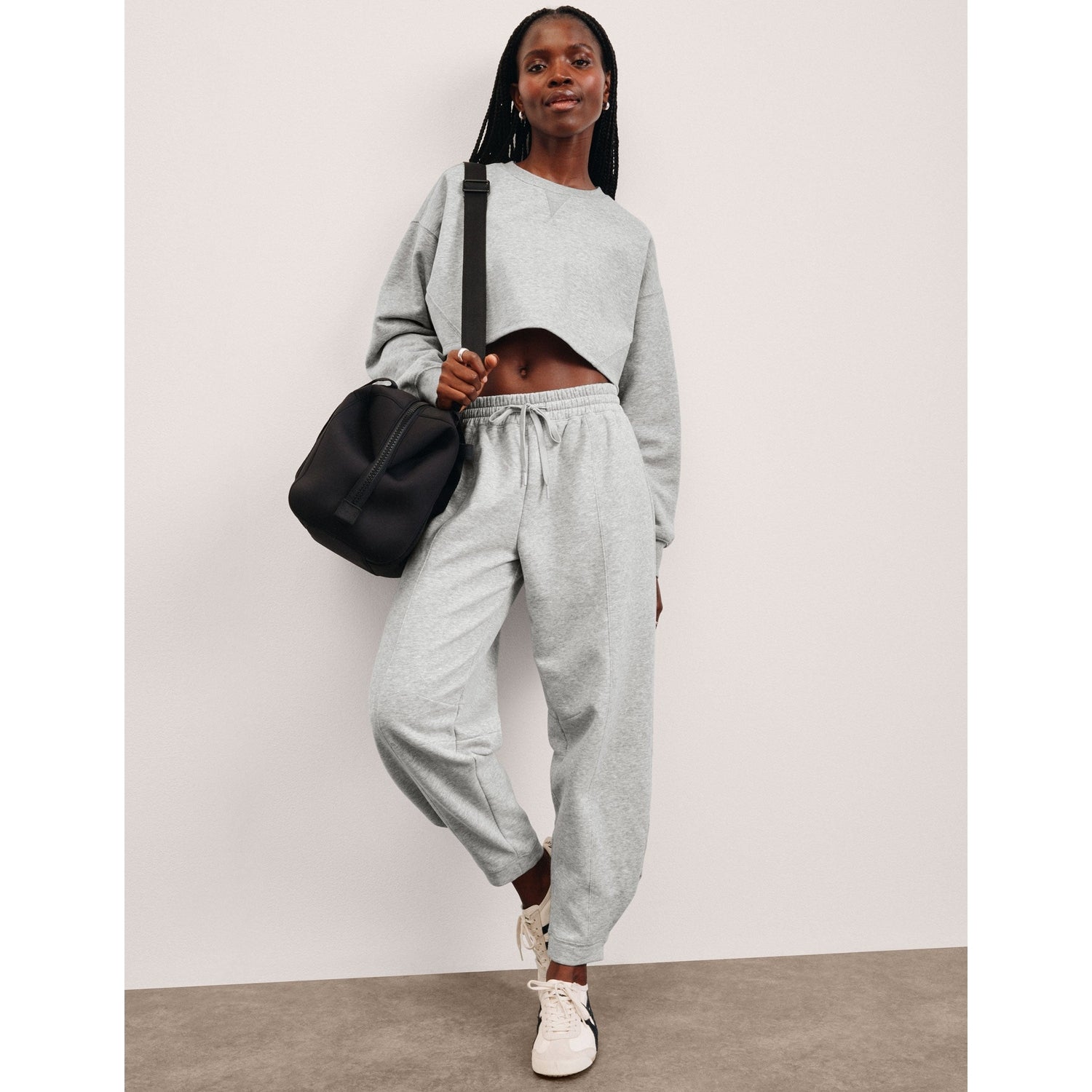 Beyond Yoga 02. WOMENS APPAREL - WOMENS PANTS - WOMENS PANTS LOUNGE Women's Luxefleece Barrel Sweatpant LIGHT HEATHER GRAY