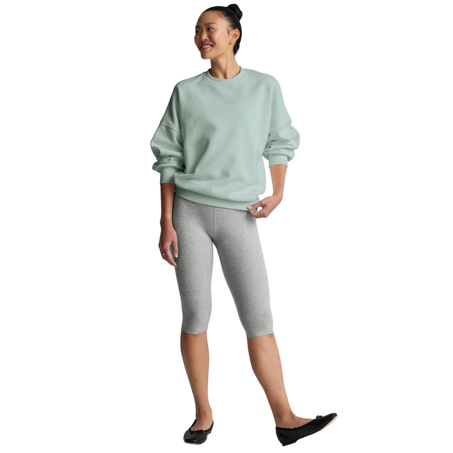 Beyond Yoga 02. WOMENS APPAREL - WOMENS HOODIES|SWEATERS - WOMENS PO SWEATERS Women's Luxefleece Oversized Sweatshirt PALE BLUE