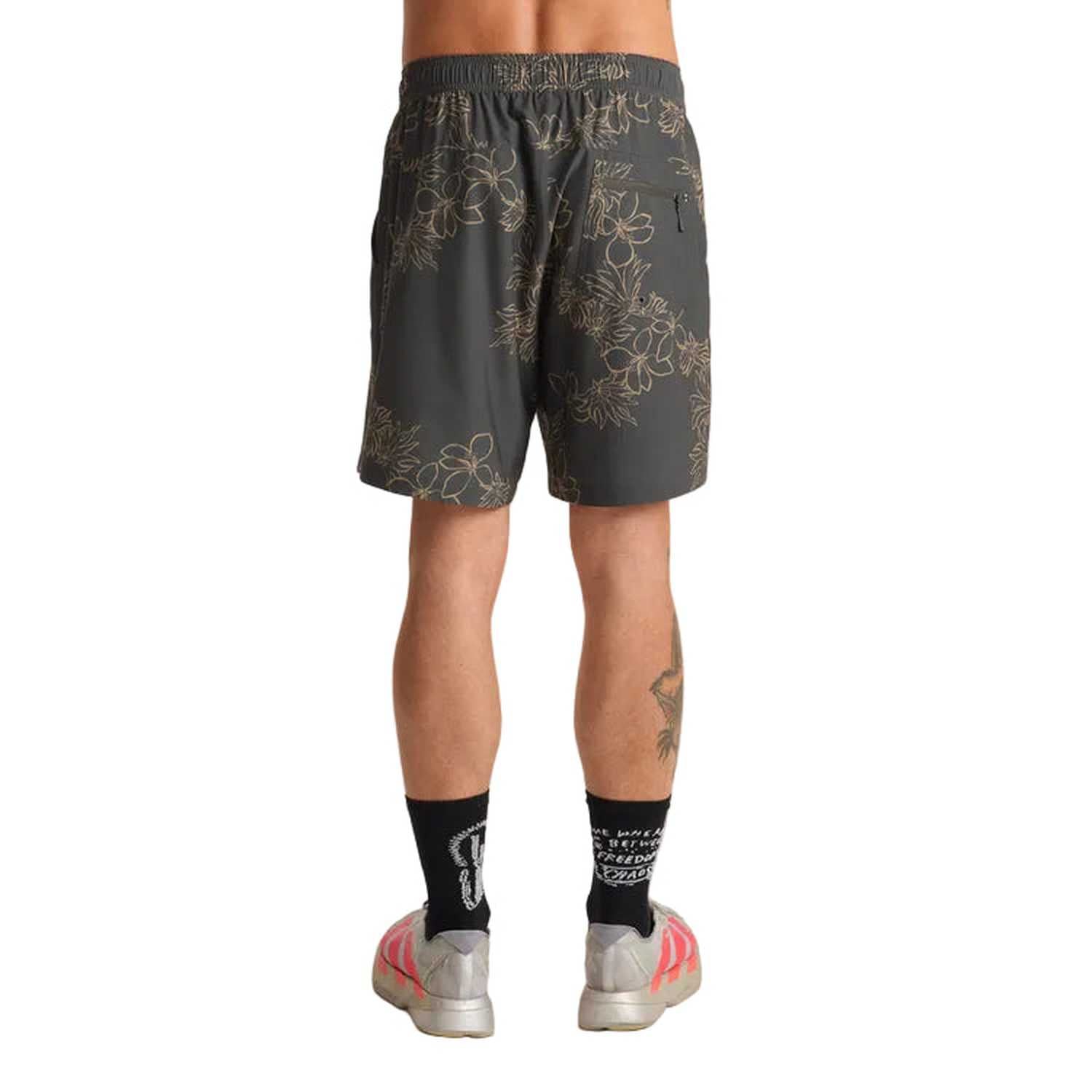 Roark 01. MENS APPAREL - MENS SHORTS - MENS SHORTS ACTIVE Men's Serrano 7" Shorts OXF ONYX FLORAL