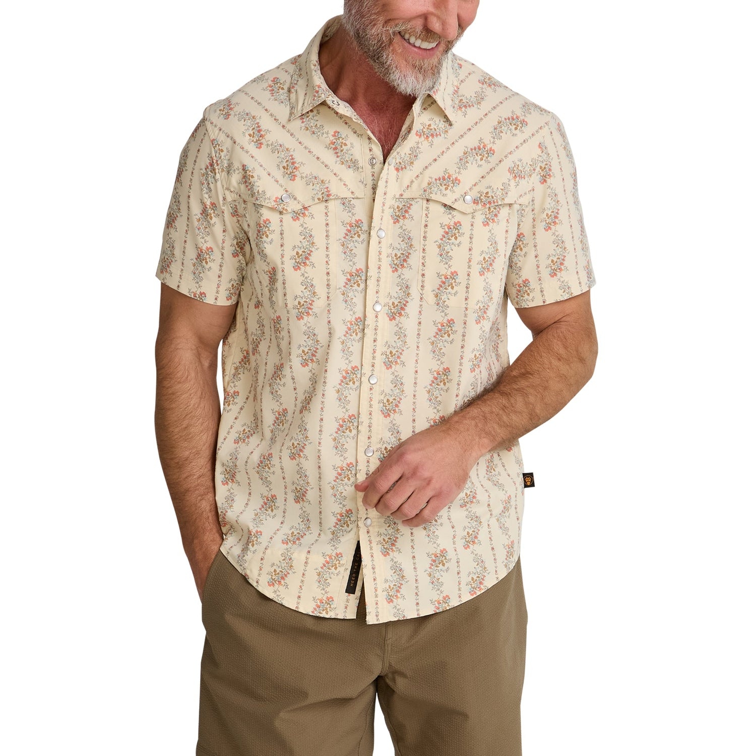 Howler Bros 01. MENS APPAREL - MENS SS SHIRTS - MENS SS BUTTON UP Men's Open Country Tech Shirt GRAMPA'S CURTAINS | NATURAL