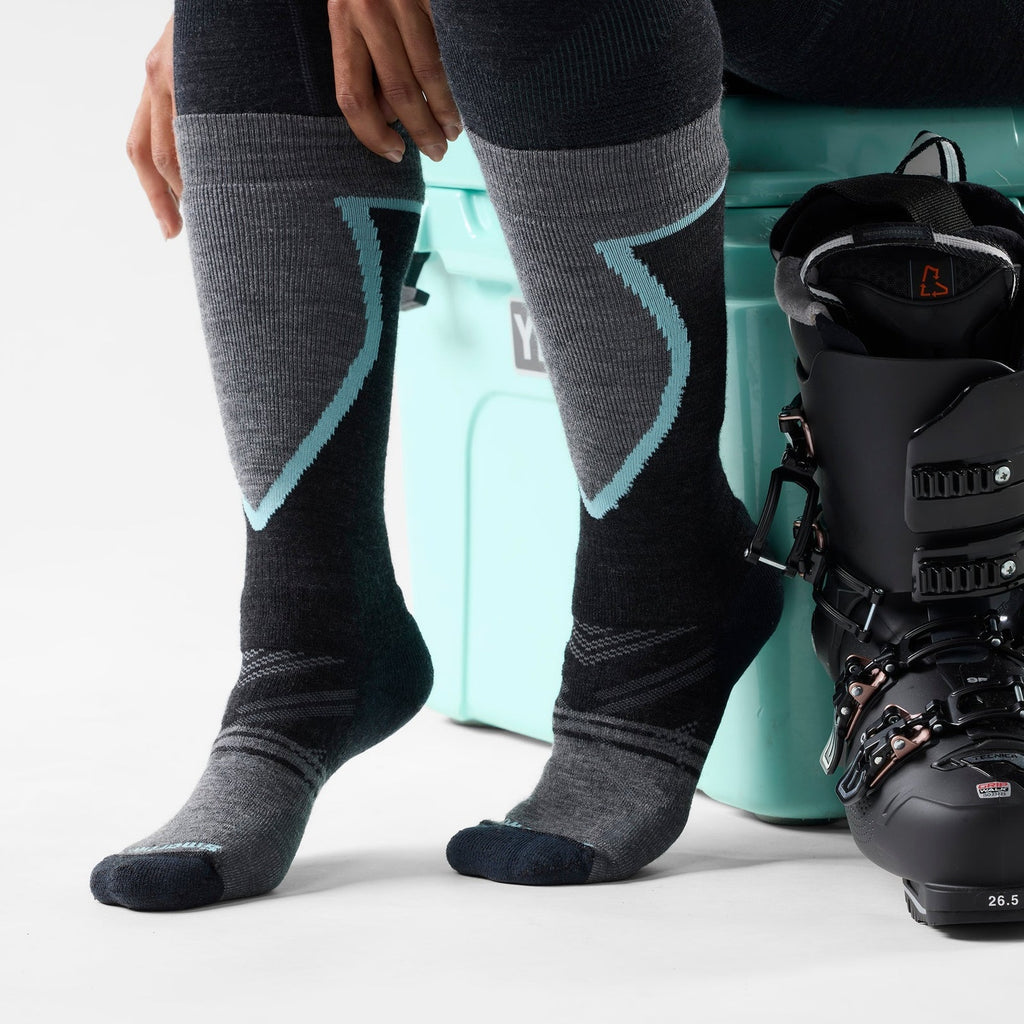 Women’s Ski Full Cushion Over The Calf Socks Smartwool