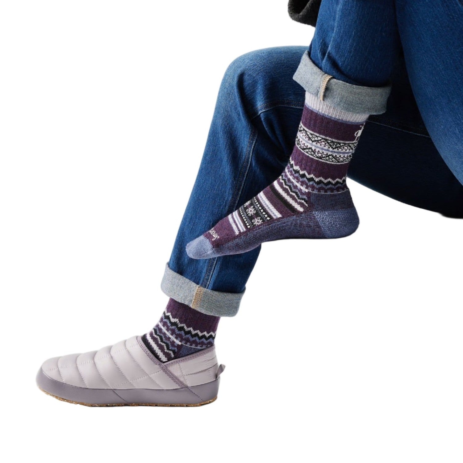 Smartwool 06. SOCKS - WOMENS SOCKS - WOMENS SOCKS CREW Women's Everyday Cozy Snowed In Sweater Crew Socks Q51 CHALK VIOLET