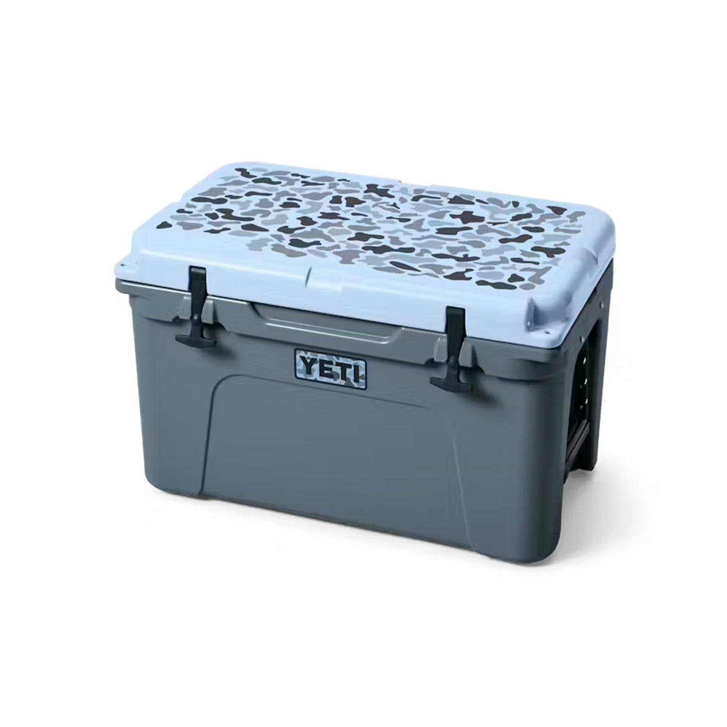 YETI 12. HARDGOODS - COOLERS - COOLERS HARD Tundra 45 BLUE CAMO