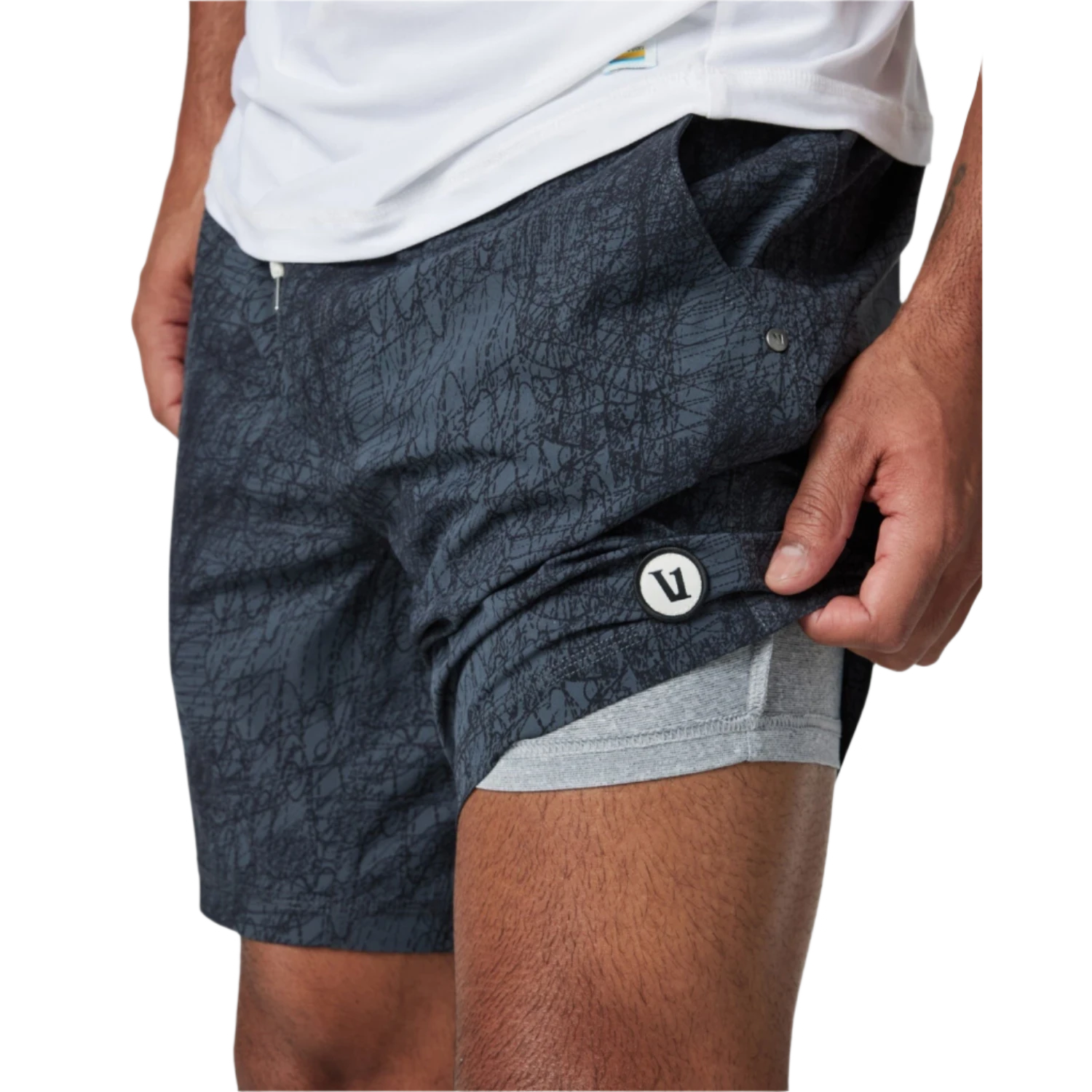 Vuori 01. MENS APPAREL - MENS SHORTS - MENS SHORTS ACTIVE Men's Kore Short CSE CHARCOAL SCRIBBLE