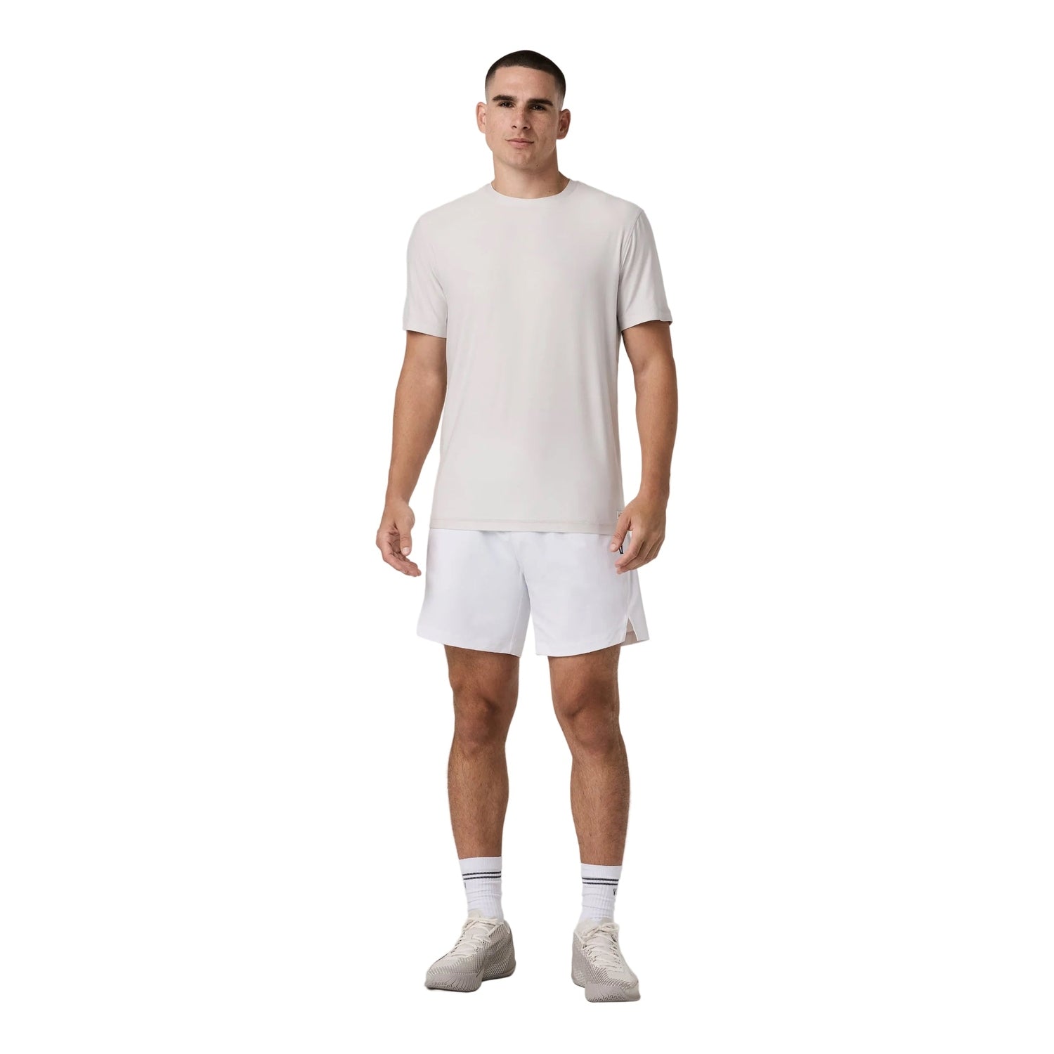 Vuori 01. MENS APPAREL - MENS SHORTS - MENS SHORTS ACTIVE Men's Crosscourt Short Unlined 7" WHT WHITE
