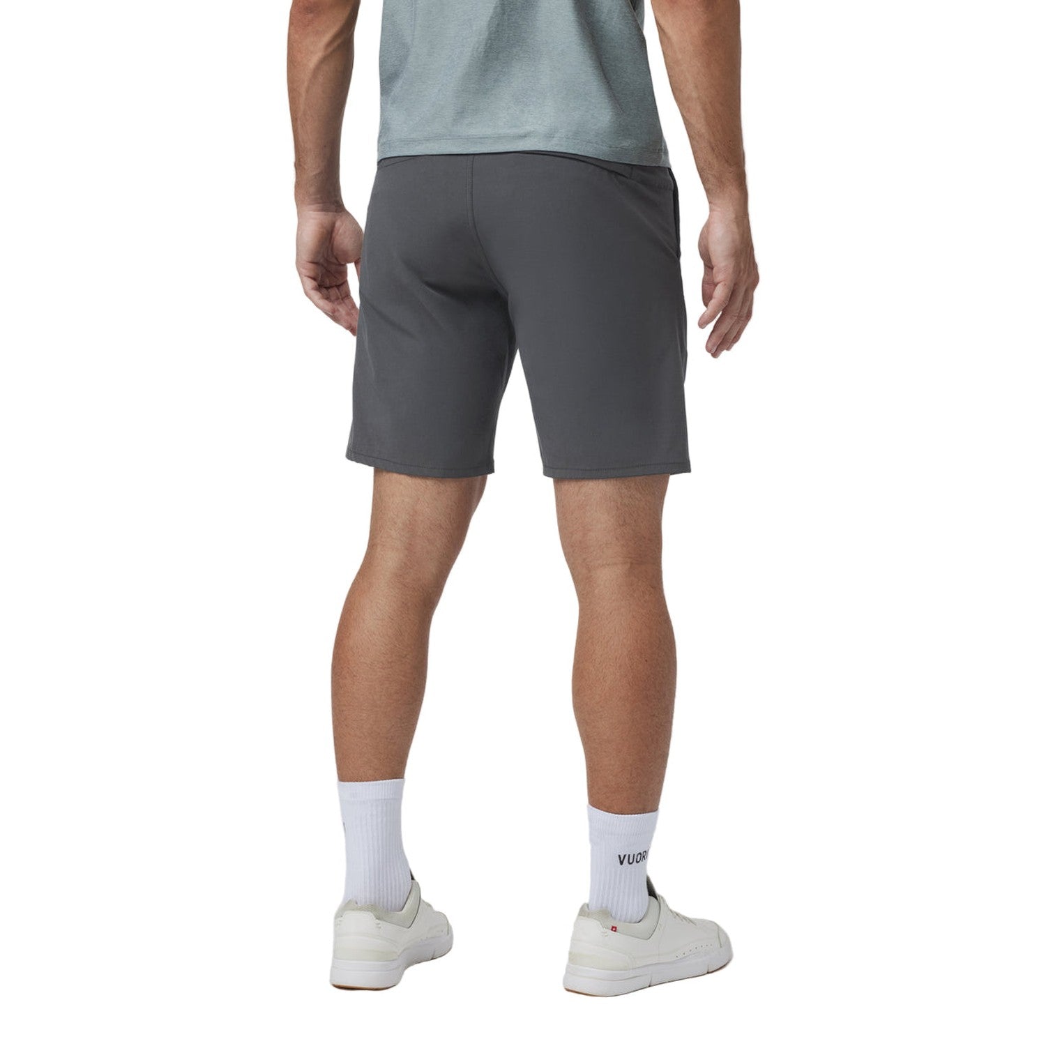 Vuori 01. MENS APPAREL - MENS SHORTS - MENS SHORTS CASUAL Men's Aim Short CCL CHARCOAL