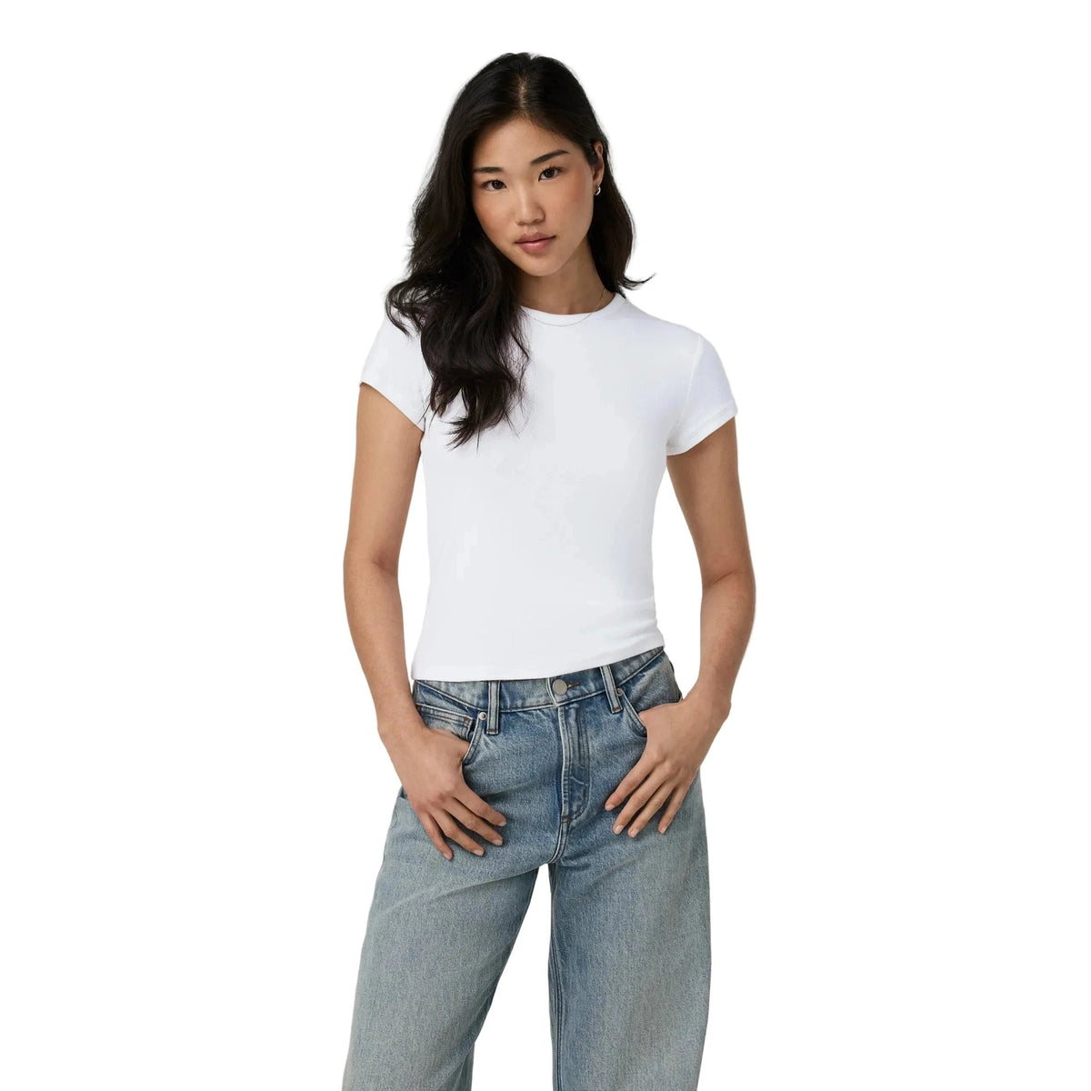 Women's Feather Stretch Fitted Tee