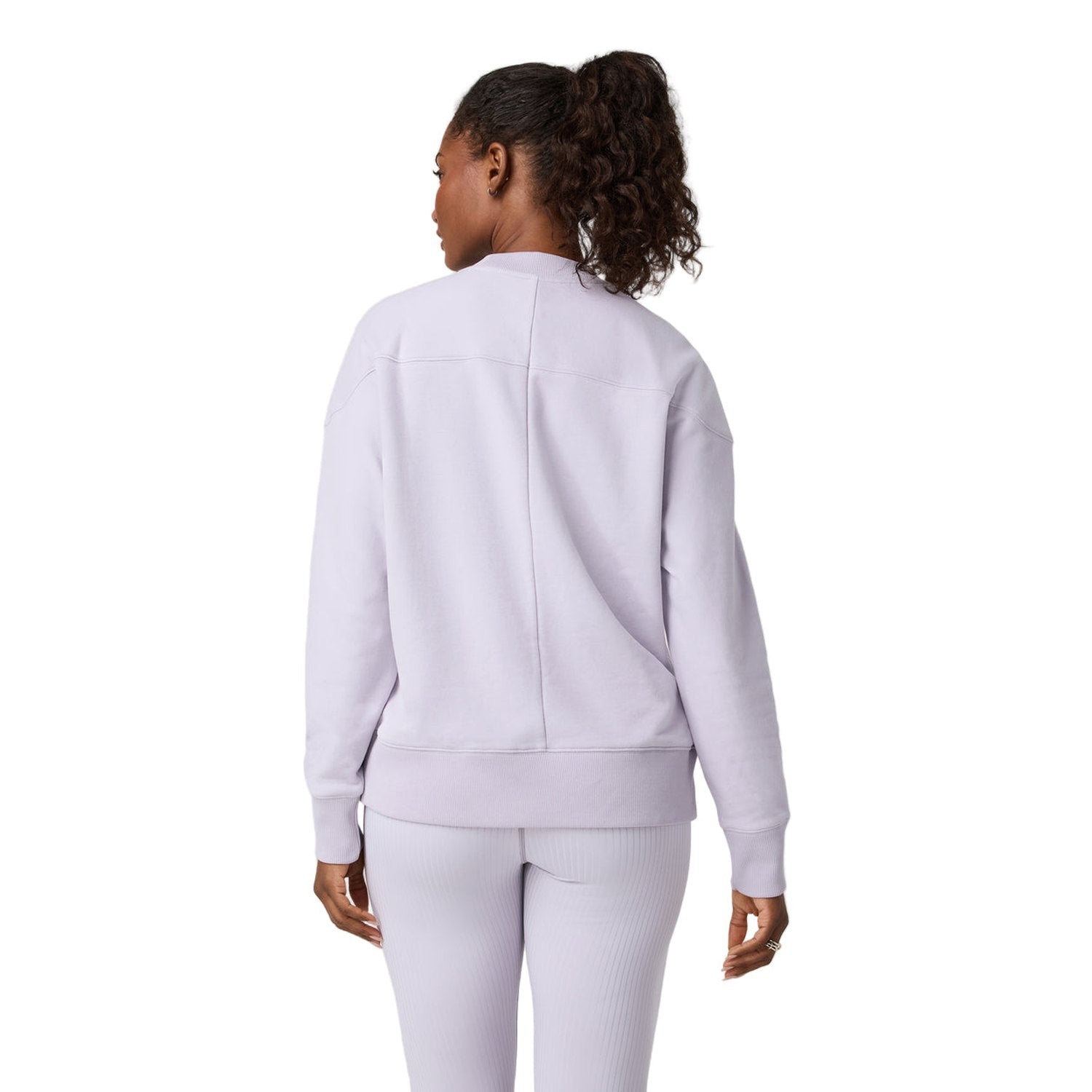Vuori 02. WOMENS APPAREL - WOMENS HOODIES|SWEATERS - WOMENS PO SWEATERS Women's Sedona Weekender Crew LVI LAVENDER ICE