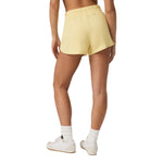 Vuori 02. WOMENS APPAREL - WOMENS SHORTS - WOMENS SHORTS LOUNGE Women's Halo Performance Short 2.0 LPH LEMON SNAP HEATHER