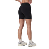 Vuori 02. WOMENS APPAREL - WOMENS SHORTS - WOMENS SHORTS ACTIVE Women's Vuori AllTheForm™ Short 6" BLK BLACK