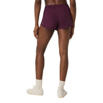 Vuori 02. WOMENS APPAREL - WOMENS SHORTS - WOMENS SHORTS ACTIVE Women's Clementine 2.0 Short 2.5" CER CERISE