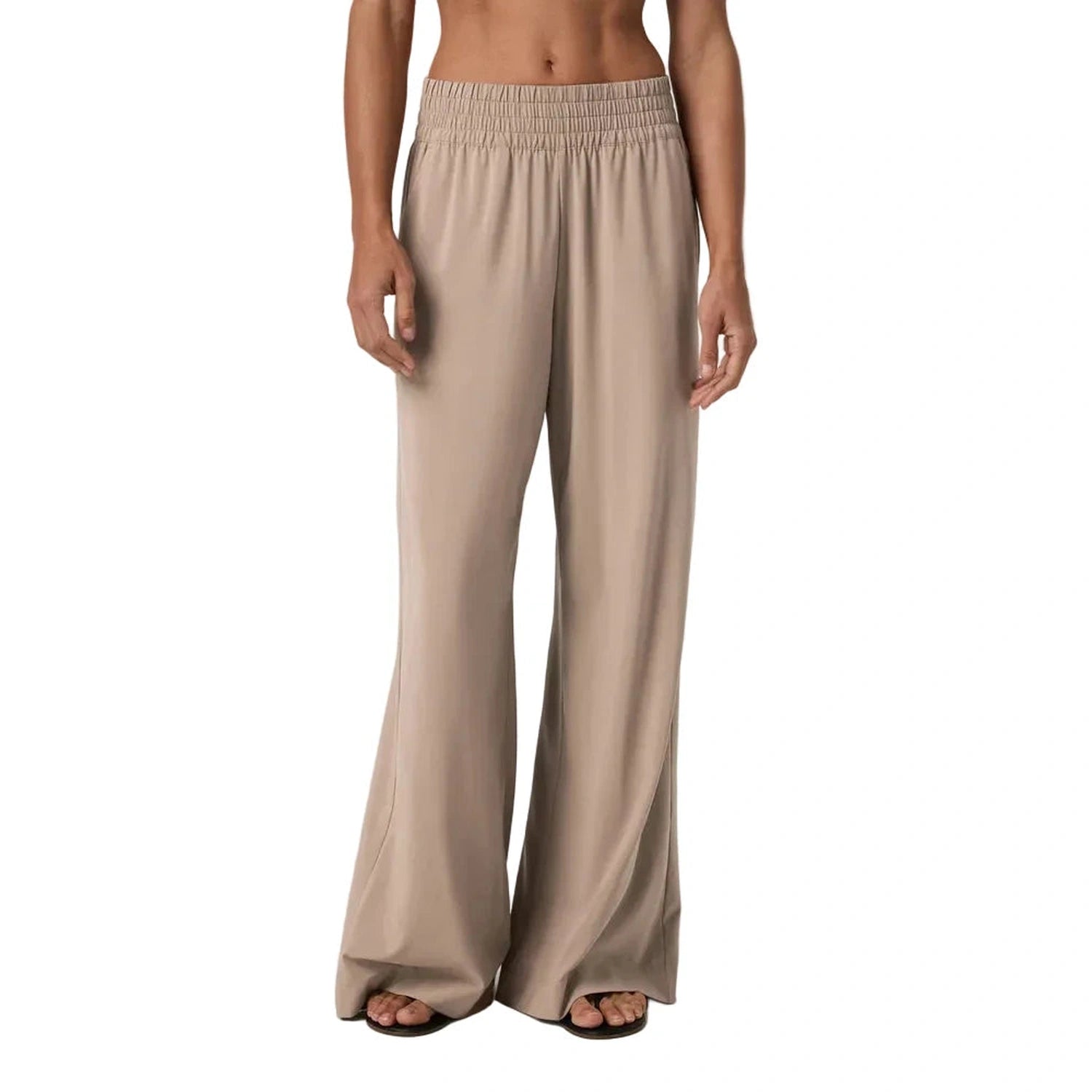 Vuori 02. WOMENS APPAREL - WOMENS PANTS - WOMENS PANTS CASUAL Women's Villa Everyday Wideleg SRB SORREL BROWN