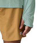 Patagonia 01. MENS APPAREL - MENS LS SHIRTS - MENS LS ACTIVE Men's Long Sleeve Capilene® Cool Sun Shirt TBIX THERMAL BLUE - THIN ICE X-DYE