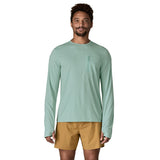 Patagonia 01. MENS APPAREL - MENS LS SHIRTS - MENS LS ACTIVE Men's Long Sleeve Capilene® Cool Sun Shirt TBIX THERMAL BLUE - THIN ICE X-DYE