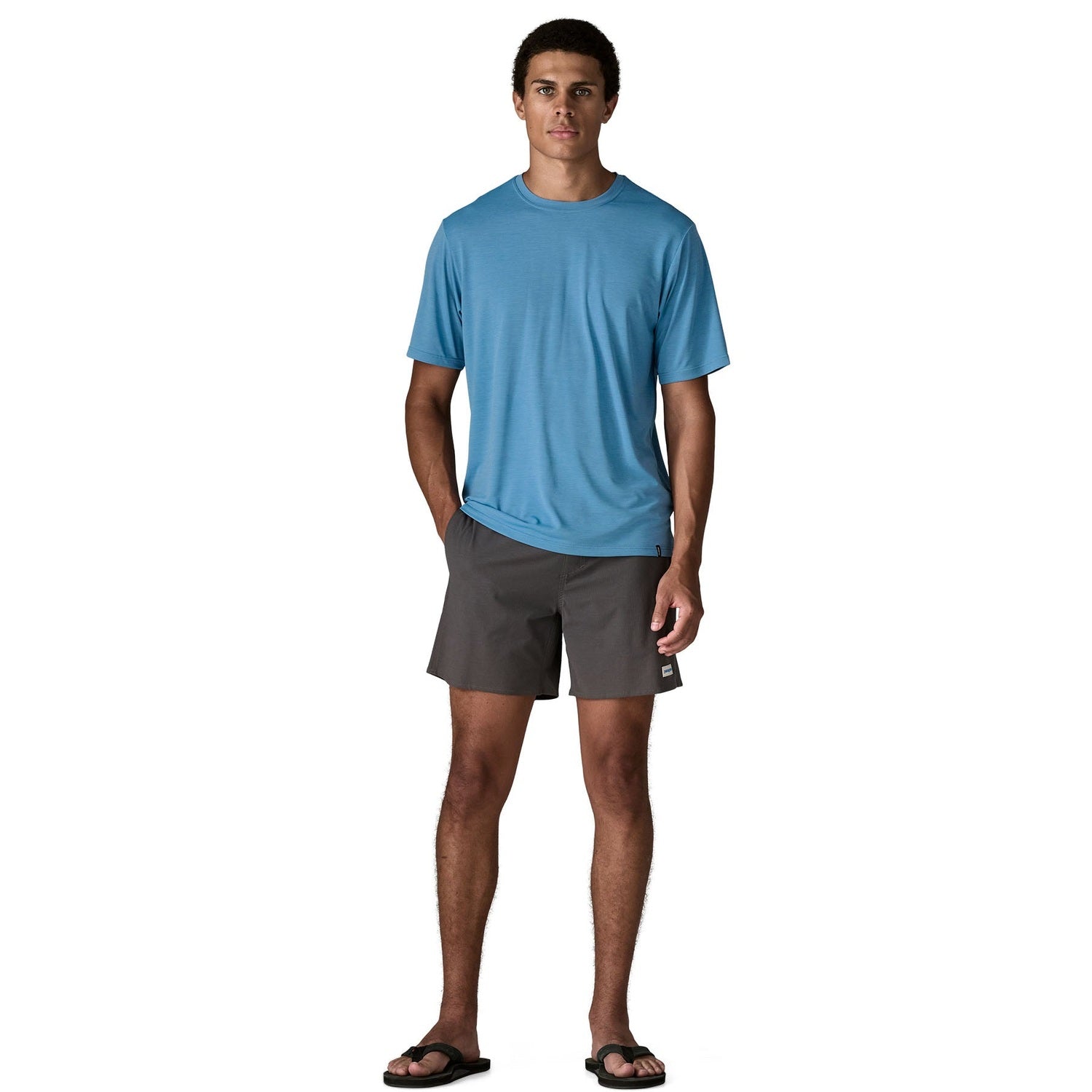 Patagonia 01. MENS APPAREL - MENS SS SHIRTS - MENS SS ACTIVE Men's Capilene® Cool Daily Shirt SHRX SHORE BLUE - LIGHT SHORE BLUE X-DYE