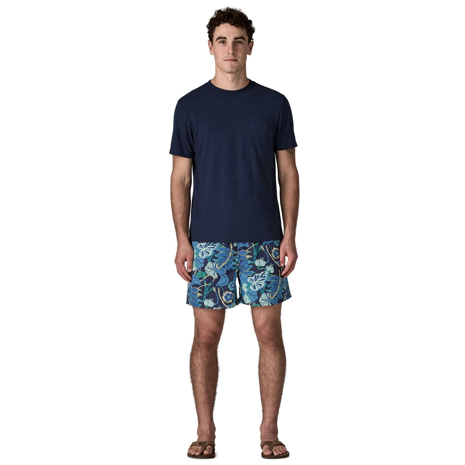 Patagonia 01. MENS APPAREL - MENS SHORTS - MENS SHORTS ACTIVE Men's Baggies Shorts - 5in TCLN TROPICLIMB| NEW NAVY