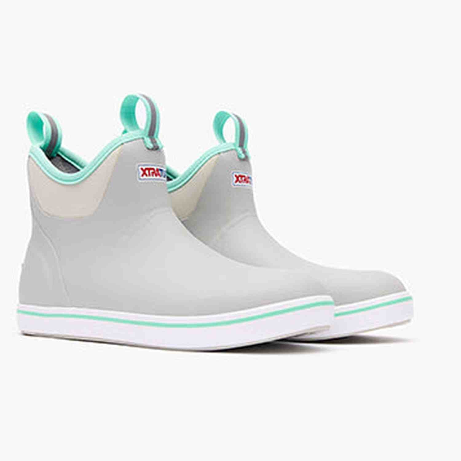 Xtratuf 05. WOMENS FOOTWEAR - WOMENS BOOTS - WOMENS BOOTS CASUAL Women's Ankle Deck Boot 6in GRAY