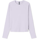 Vuori 02. WOMENS APPAREL - WOMENS LS SHIRTS - WOMENS LS CASUAL Women's Long Sleeve Pose Crew LVI LAVENDER ICE