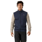 Arc'teryx 01. MENS APPAREL - MENS VEST - MENS VEST INSULATED Men's Atom Vest BLACK SAPPHIRE