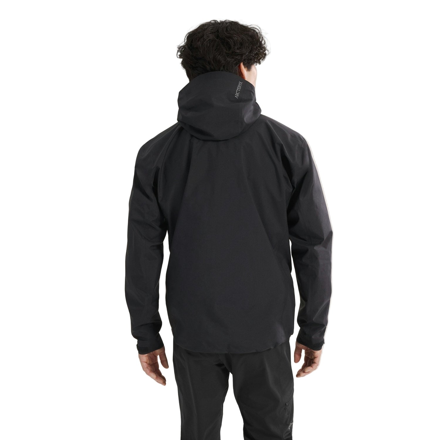 Arc'teryx 01. MENS APPAREL - MENS JACKETS - MENS JACKETS RAIN Men's Beta Jacket 002291 BLACK (F25)