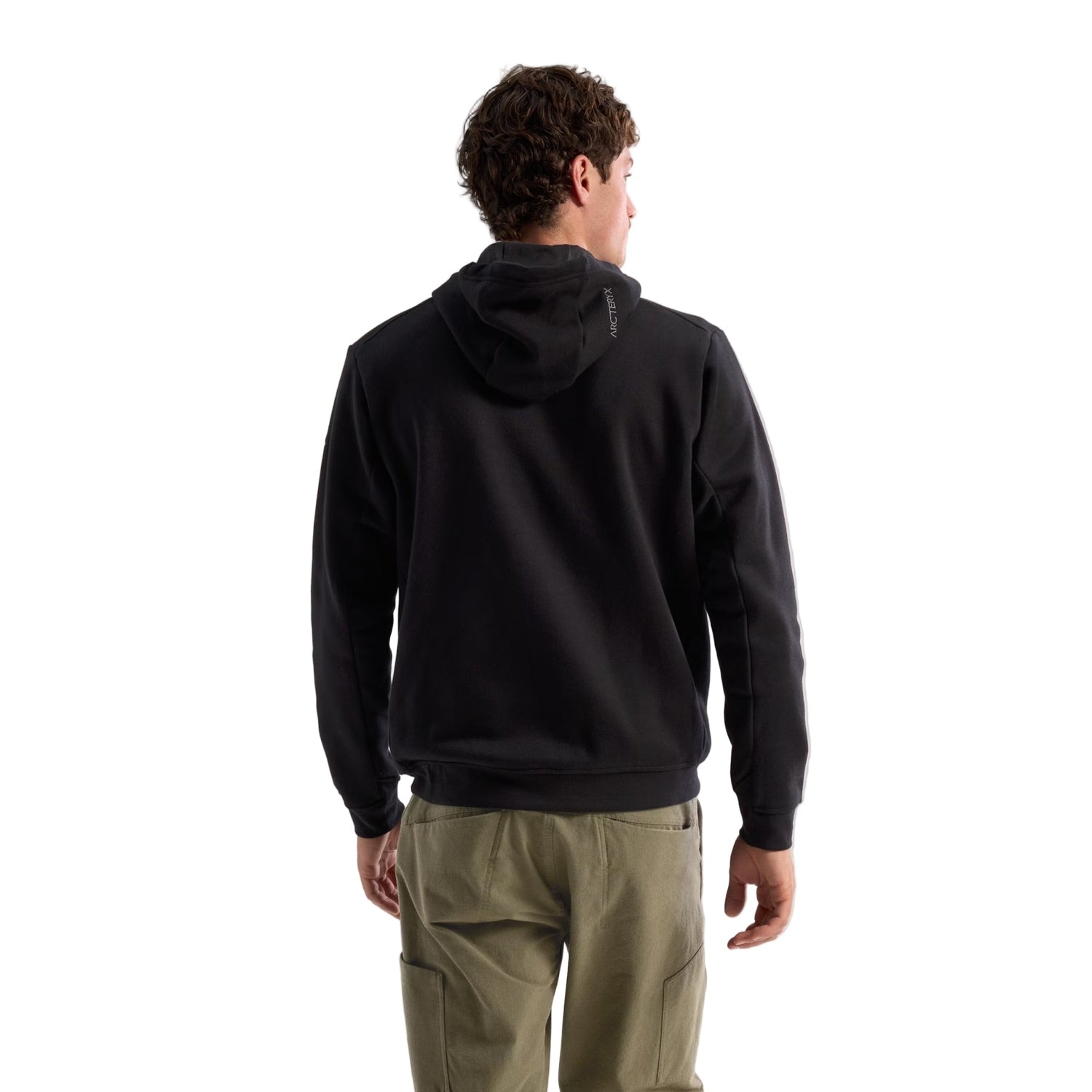 Arc'teryx 01. MENS APPAREL - MENS HOODIES|SWEATERS - MENS PO HOODY Men's Emblem Fleece Hoody BLACK
