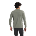 Arc'teryx 01. MENS APPAREL - MENS SKI - MENS THERMAL TOPS Men's Rho LT Crew Neck FORAGE|TATSU