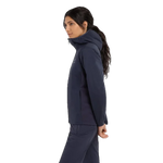 Arc'teryx 02. WOMENS APPAREL - WOMENS JACKETS - WOMENS JACKETS INSULATED Women's Atom Hoody 01280 BLACK SAPPHIRE