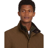 Barbour 01. MENS APPAREL - MENS JACKETS - MENS JACKETS INSULATED Men's Shoveler Quilt DARK SAND