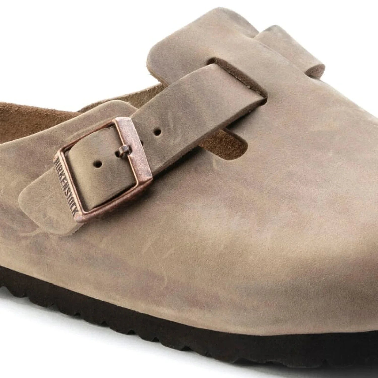 Birkenstock 04. MENS FOOTWEAR - MENS SANDALS - MENS SANDALS CASUAL Men's Boston Soft Footbed Oiled Leather TOBACCO