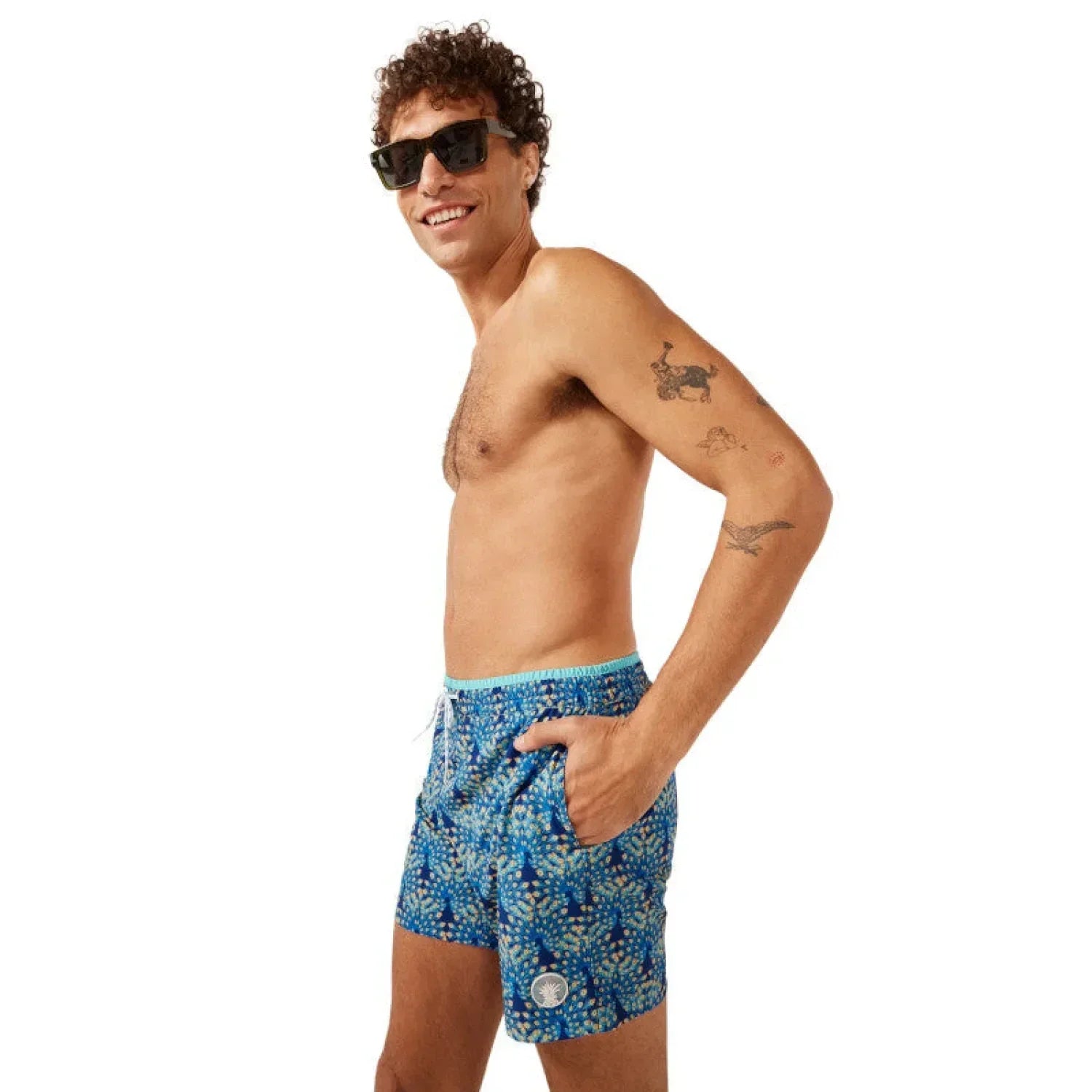 Chubbies 01. MENS APPAREL - MENS SHORTS - MENS SHORTS ACTIVE Men's The Classic Trunk - 5.5 in THE FAN OUTS