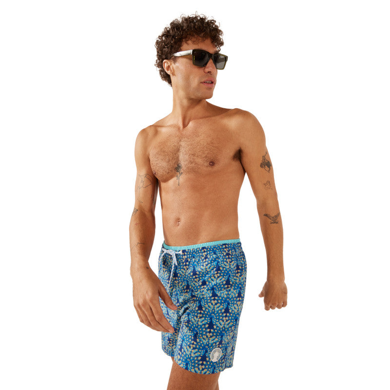 Chubbies 01. MENS APPAREL - MENS SHORTS - MENS SHORTS ACTIVE Men's The Classic Trunk - 5.5 in THE FAN OUTS