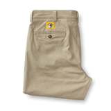 Duck Head 01. MENS APPAREL - MENS PANTS - MENS PANTS CASUAL Men's Gold School Chino Pant KHAKI GOLD PATCH