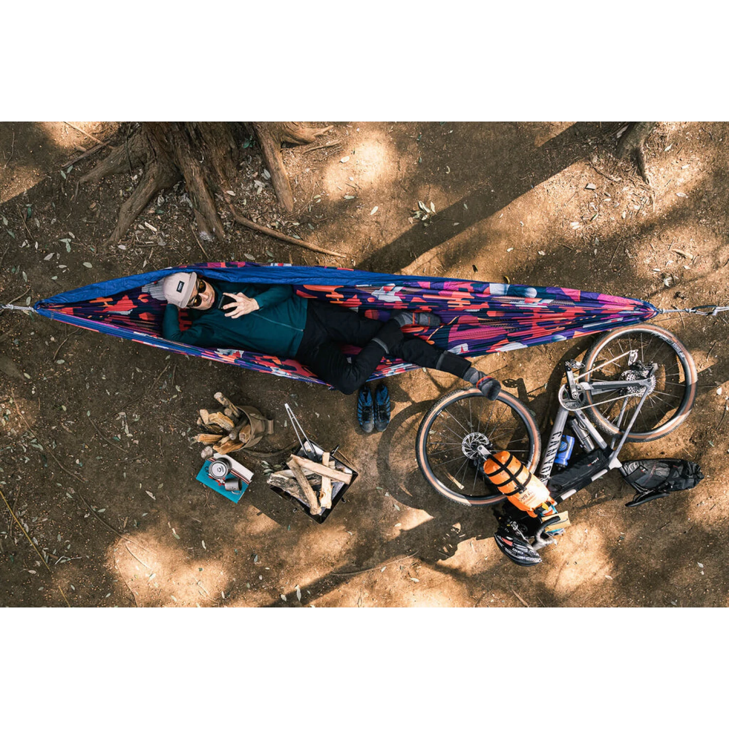 Eagles Nest Outfitters HARDGOODS - CAMP|HIKE|TRAVEL - HAMMOCKS DoubleNest Print Hammock SYNTHWAVE | SAPPHIRE