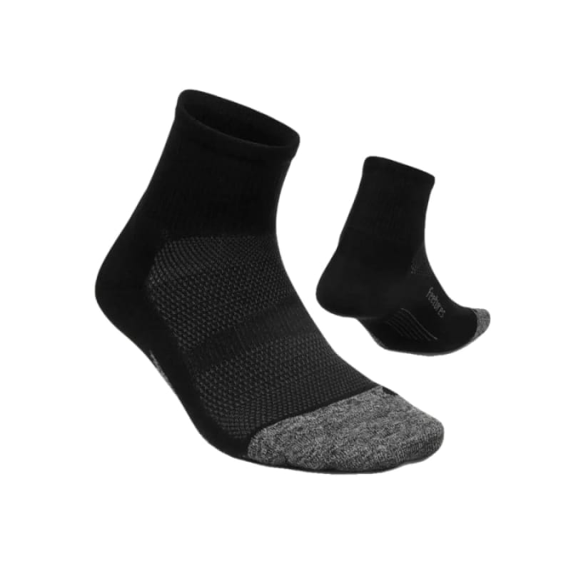 Feetures 06. SOCKS - MENS SOCKS - MENS SOCKS CREW Men's Elite Light Cushion Quarter BLACK