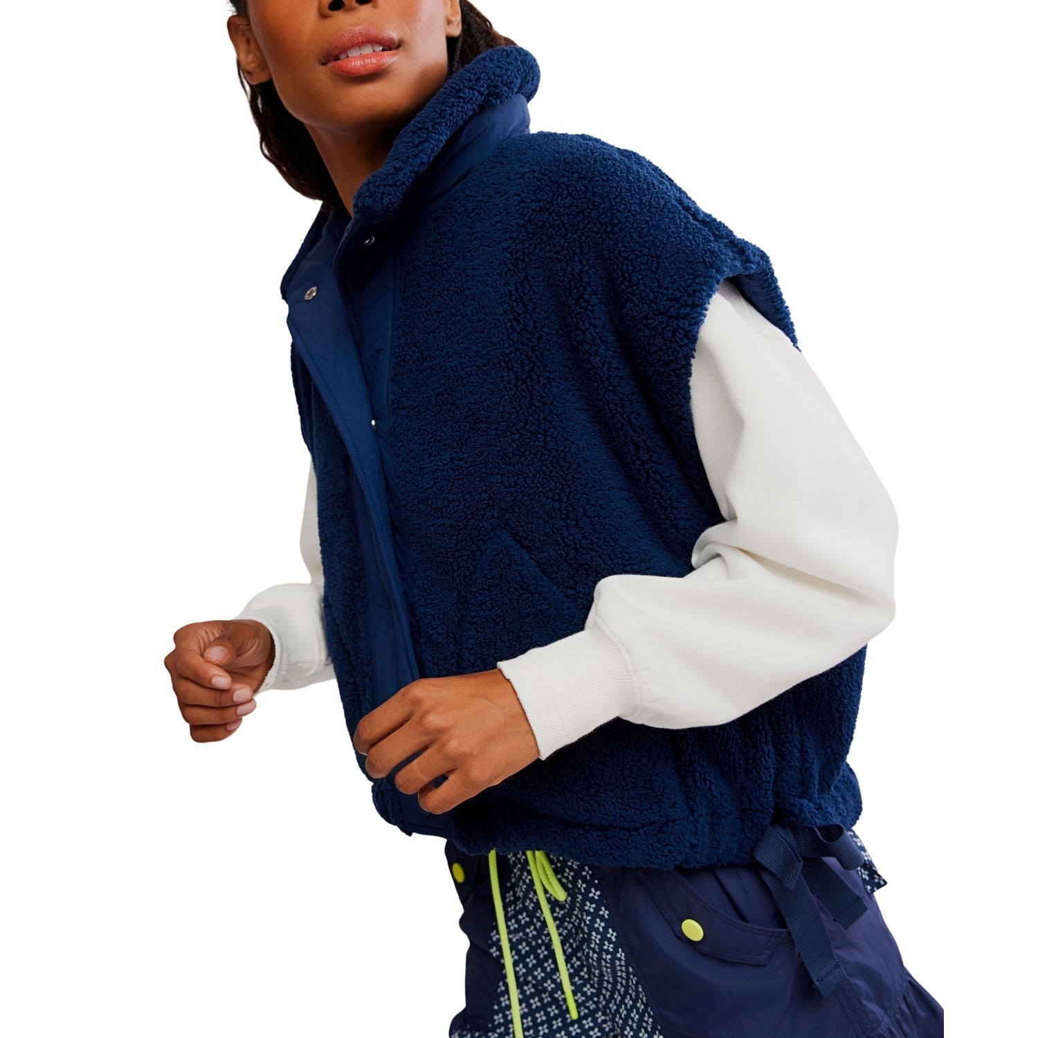 FP Movement 02. WOMENS APPAREL - WOMENS VEST - WOMENS VEST FLEECE Women's Scout It Out Fleece Vest 4405 NAVY