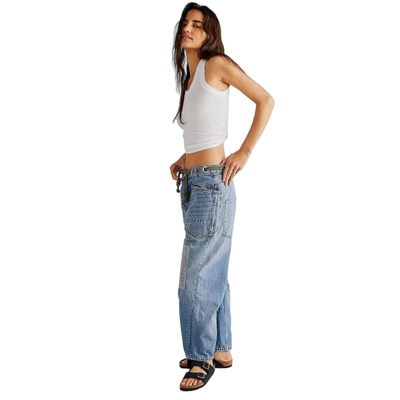 Free People 09. W. SPORTSWEAR - W. PANTS Women's Moxie Low Slung Pull-On Barrel Jeans 5413 TRUEST BLUE