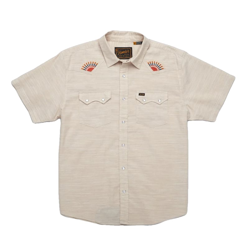 Howler Bros 01. MENS APPAREL - MENS SS SHIRTS - MENS SS BUTTON UP Men's Crosscut Deluxe Short Sleeve RISING SUNS | CHARDONNAY SLUB